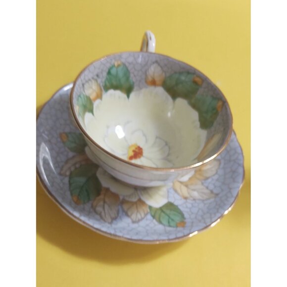 Vintage Tuscan England Gardenia Hand Painted Teacup and Saucer - Picture 13 of 14